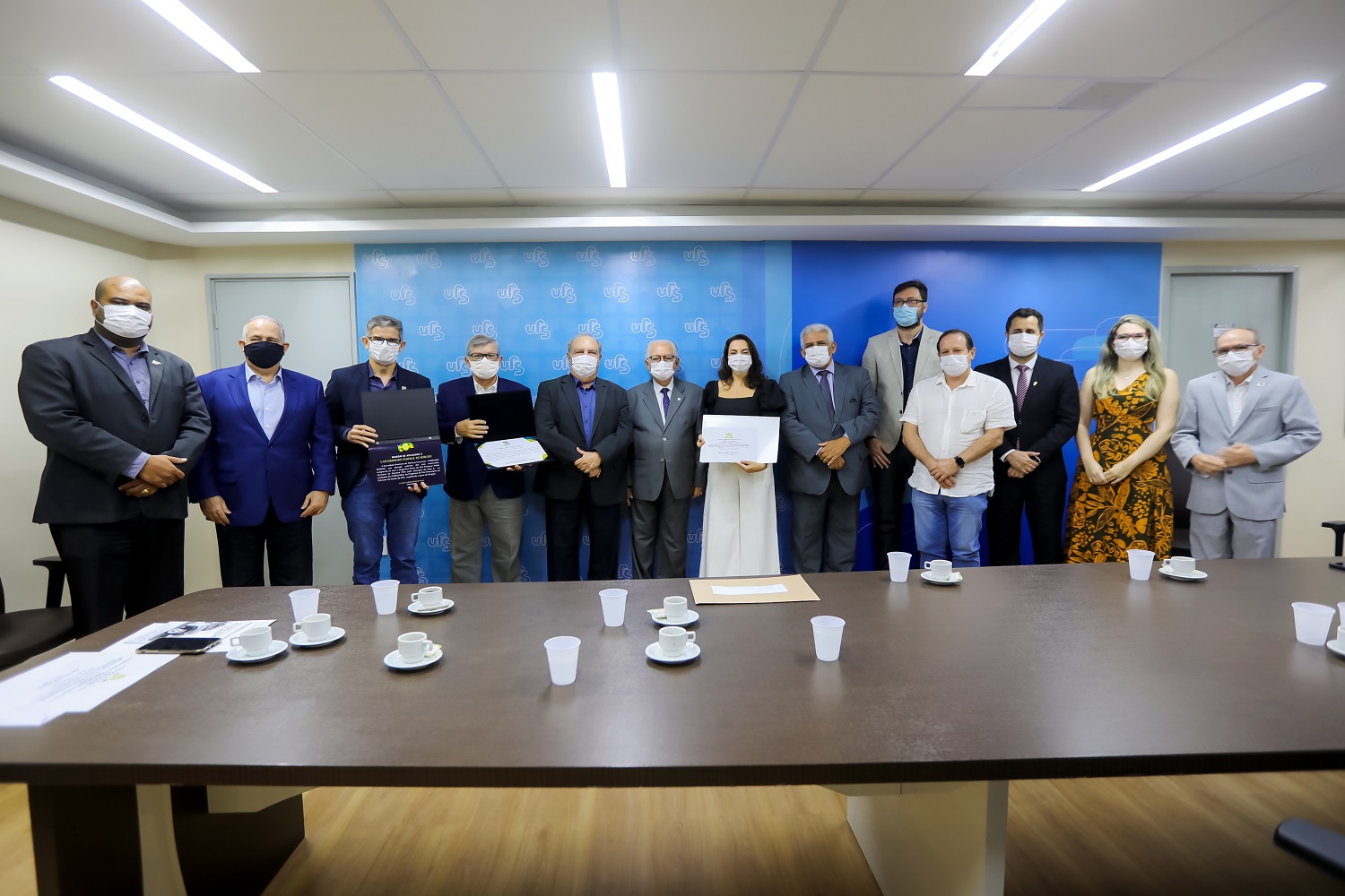 Portal UFS - Entidades homenageiam UFS por desempenho na pós-graduação